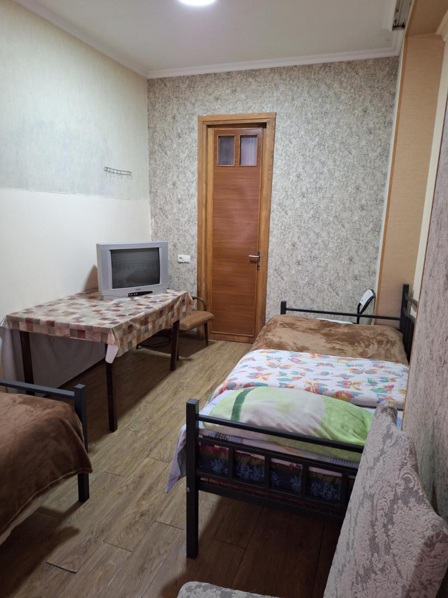 Guest House 15A Koutaïssi Extérieur photo